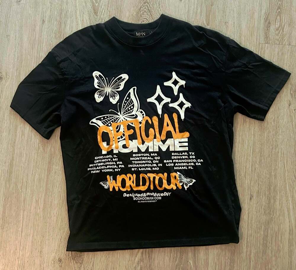 BoohooMAN Official Homme World Tour Graphic T-Shirt Size M
